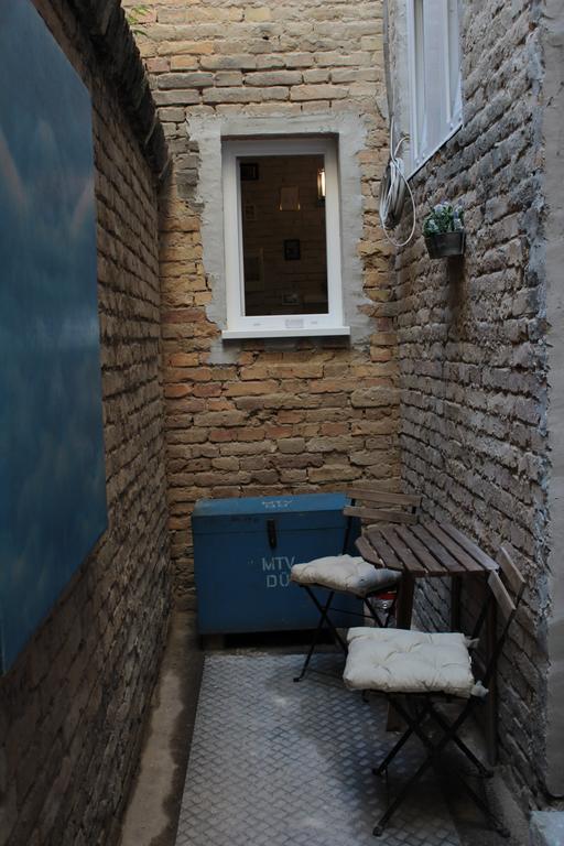 Bpr Wolf Apartment With Terrace Budapest Exterior photo